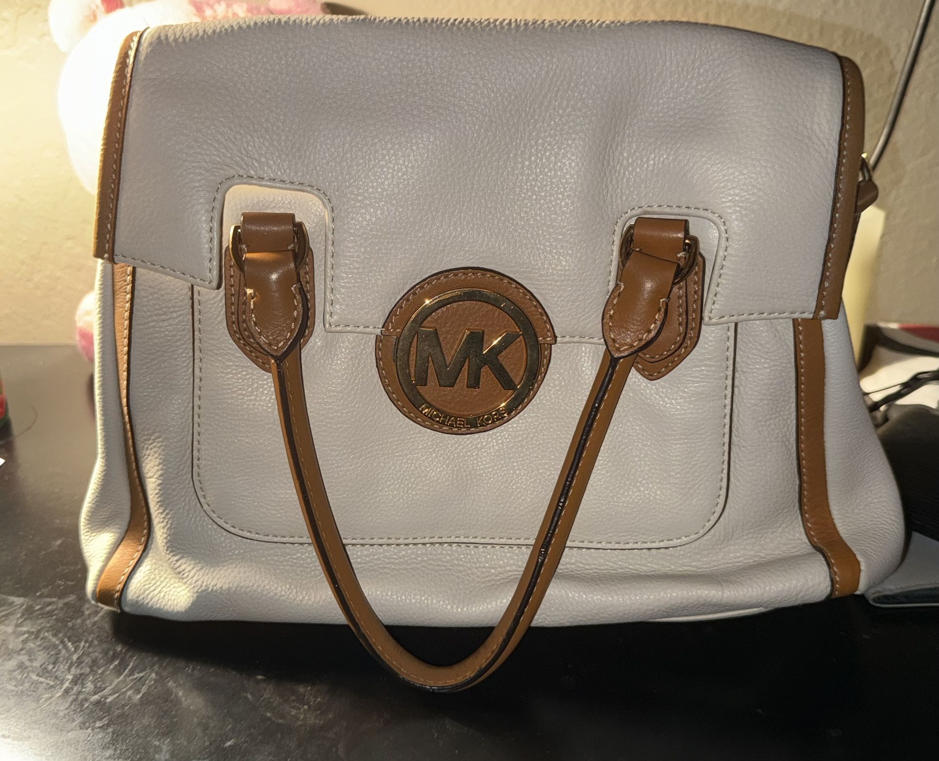 Michael Kors White Leather Crossbody Purse