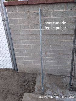 Fence stretcher home made.