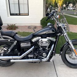 Extremely Clean 2012 Harley-Davidson Dyna FXDB Street Bob Runs Great Only 6601 Miles!