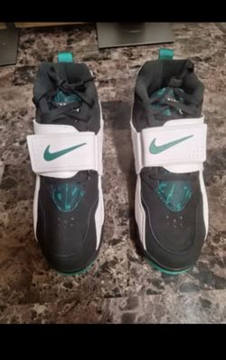 Nike Air Diamond Turf Emerald (Deion Sanders) Size 10.5