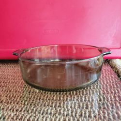 Vintage Dynaware Amber Glass Round Casserole Dish W/Handles  - Mexico - 2.5 Quarts