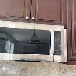 LG Over The Range micro Wave For Sale
