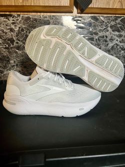 Brooks shoes