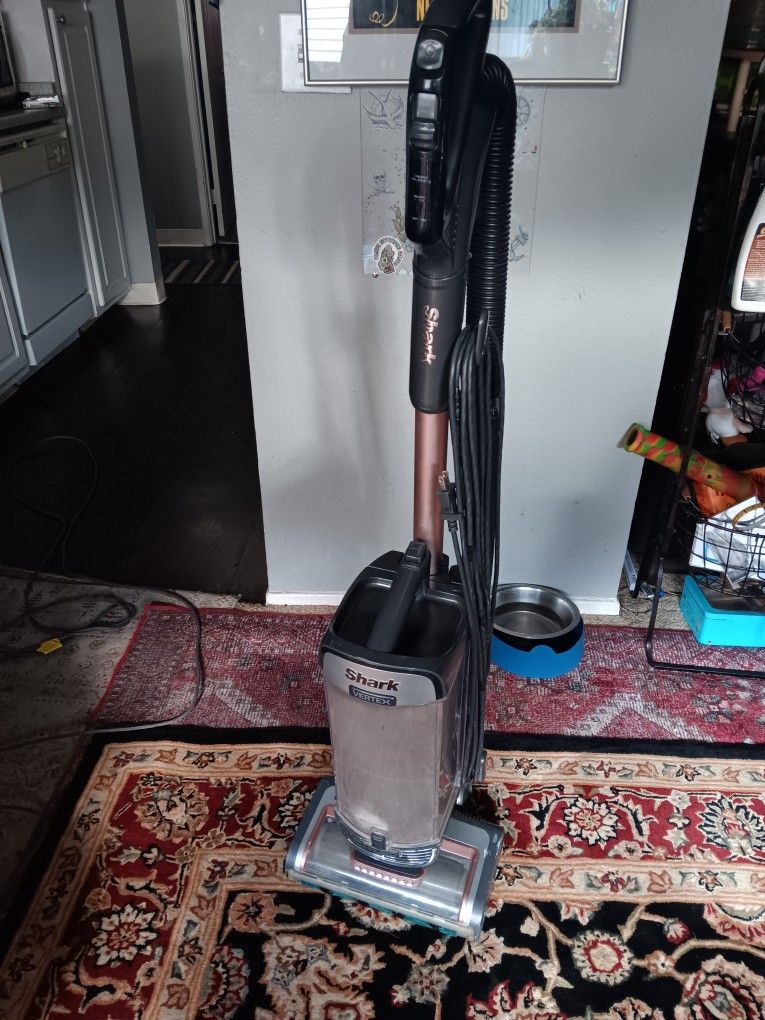 Shark Vertex Vacuum 