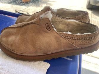 Men’s UGG slipper shoes