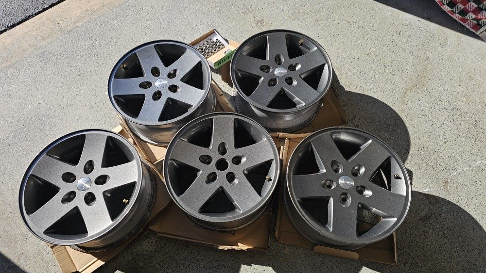Set Of 5 Alloy Rims
