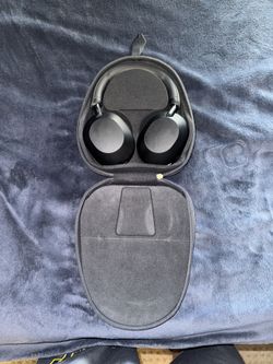 Sony WH-1000 Xm5