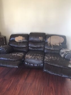 Recliner couch