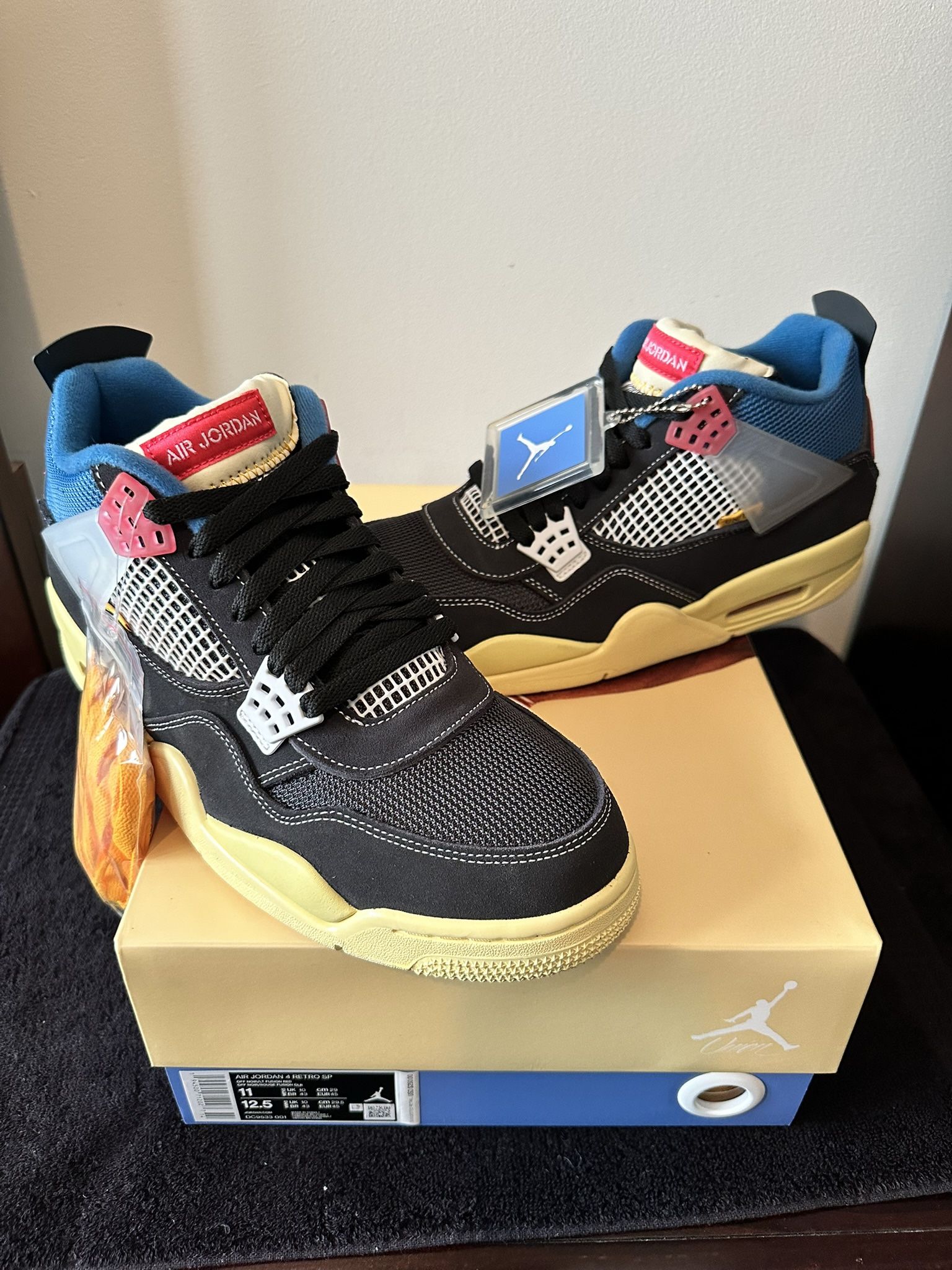 Jordan 4 Retro Union Off Noir