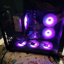 Gaming PC And Portable Monitor