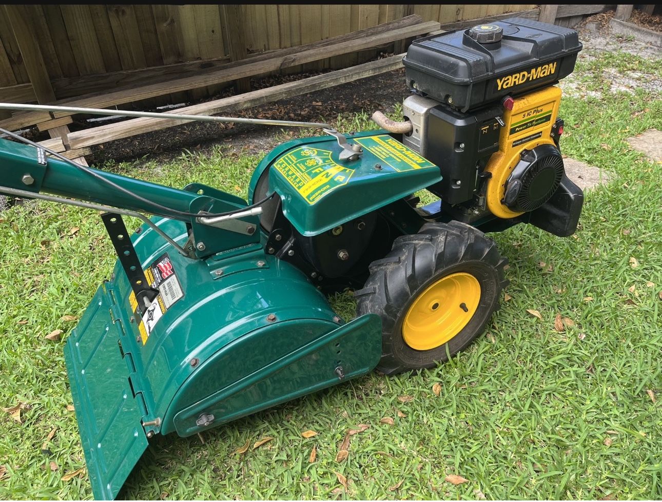 Yard-Man Tiller 51C Plus dual Direction rear tine