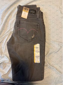Levi’s Women Junio 524 Skinny Jeans New