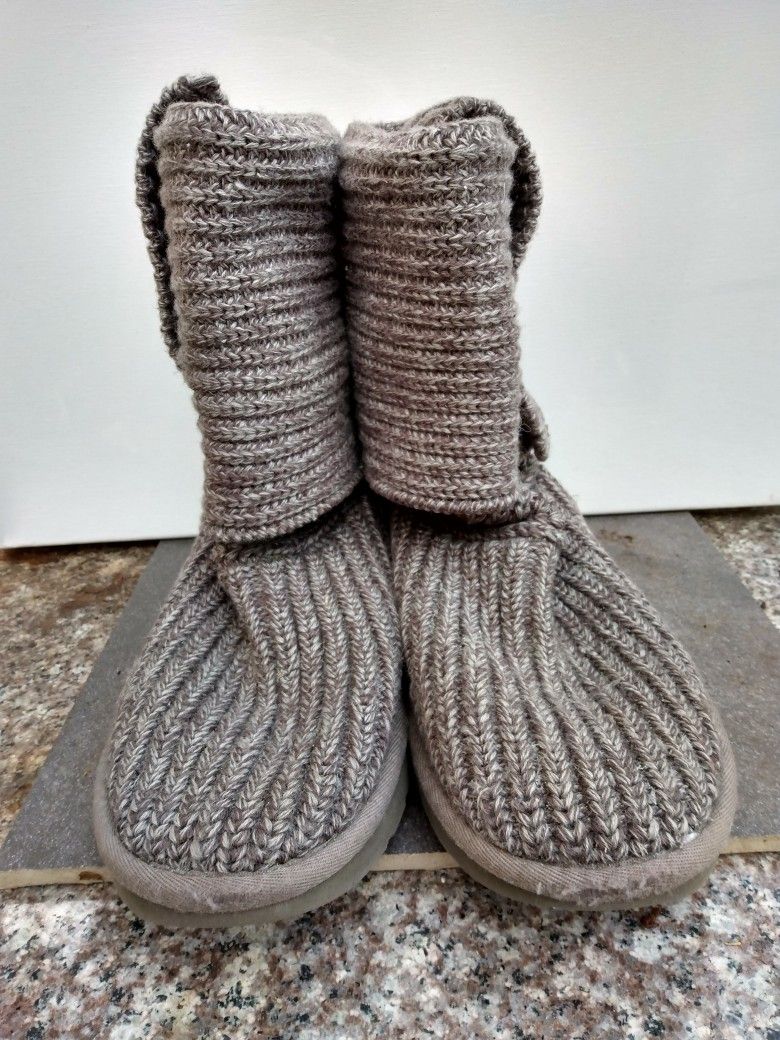 UGG Cardy  Boots ,Gray, Size 7 