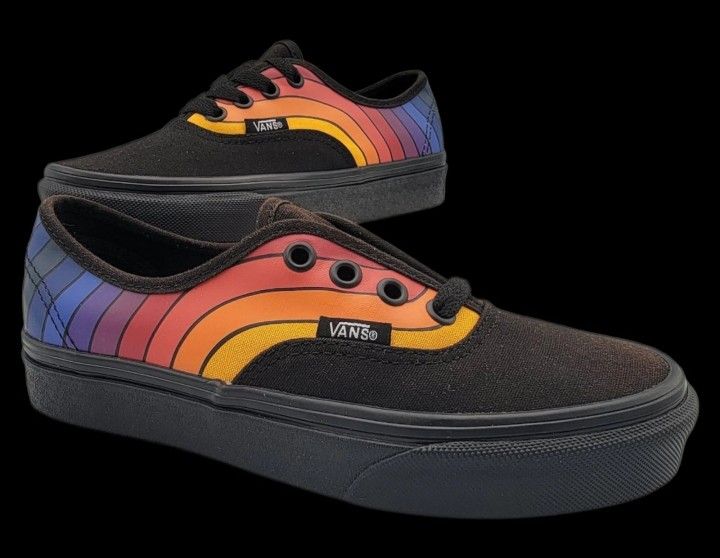 Vans Authentic Unisex Old Skool Lace Up Rainbow Men Size 3.5 Women Size 5 M Usa