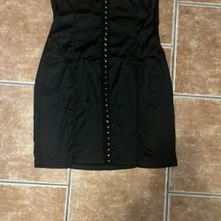 Pretty Little Thing Black Strapless Dress 