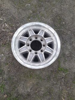 Original Hummer H1 Rim