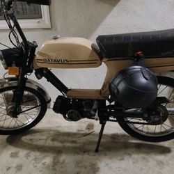 Batuvus Moped