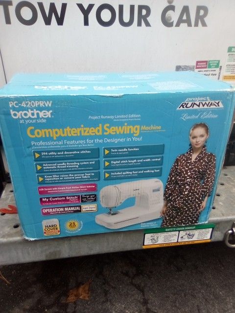 ** NEW BROTHER PC-420PRW COMPUTERIZED SEWING MACHINE ** $375 obo