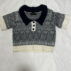 Used Fashion Sweater And Pink Winter Skirt 