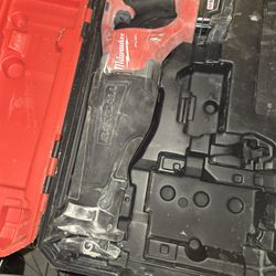 Milwaukee Saw 18v