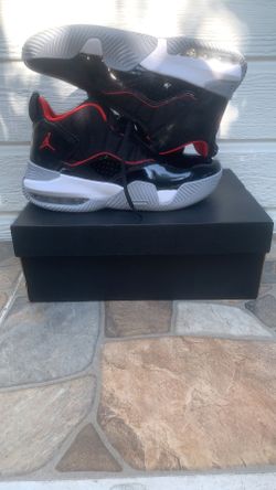Jordan Stay Loyal’s  Size 6.5 