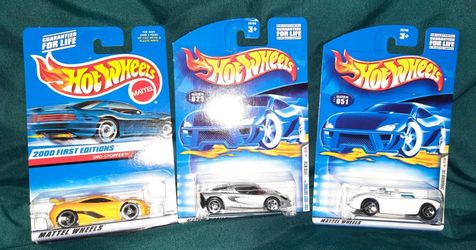2000 Hot Wheels Sho- Stopper, 2001 Lotus M250, 2001 CUNNINGHAM C4R