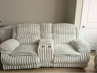 Couch set