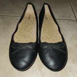 Black Bow Flats