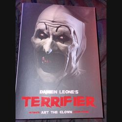 Neca Terrifier ultimate art the clown