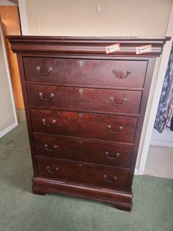 Bassett Fruitwood Dresser