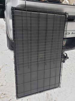 Large dog crate with pan