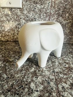 Elephant Pot