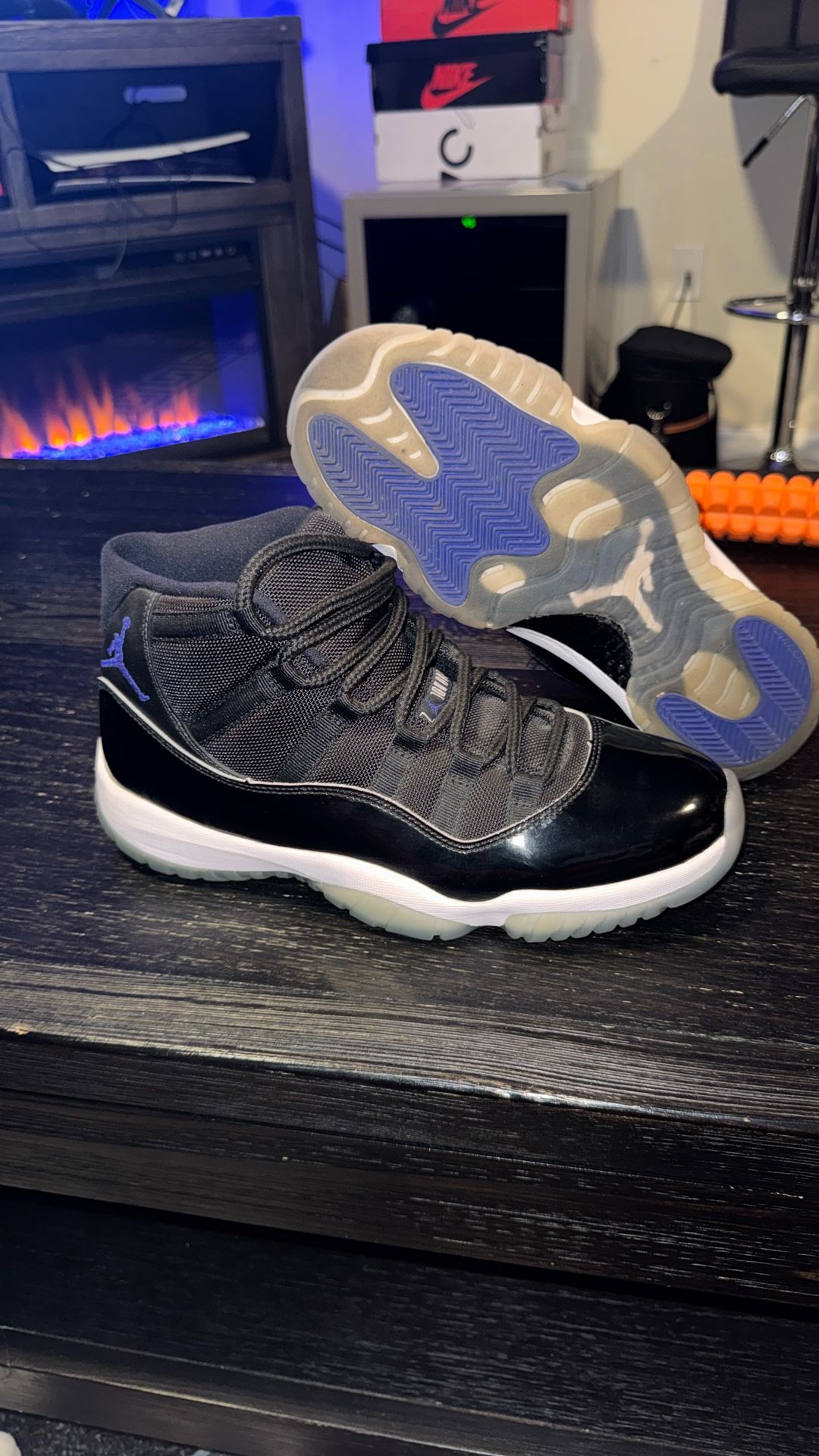 Jordan 11 “Space Jam”