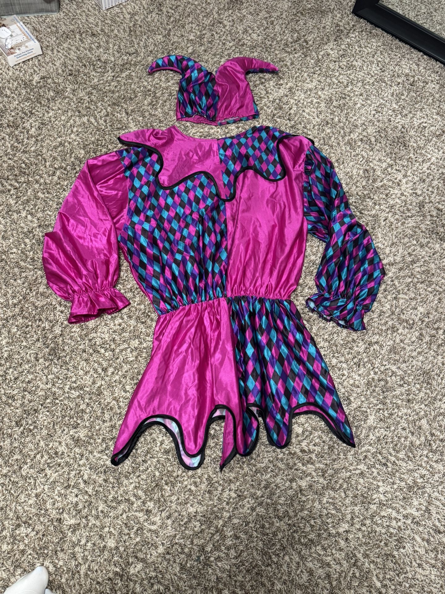 Diamond Jester women’s size medium Halloween costume
