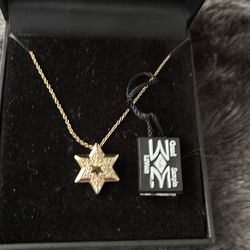 14K GOLD STAR NECKLACE