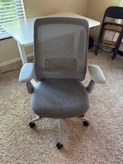 Haworth Soji Ergonomic Office Chair – Gray