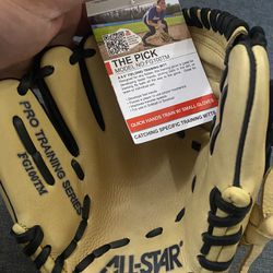 New Baseball/ Softball Glove Small