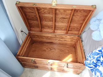 Oak Storage Trunk