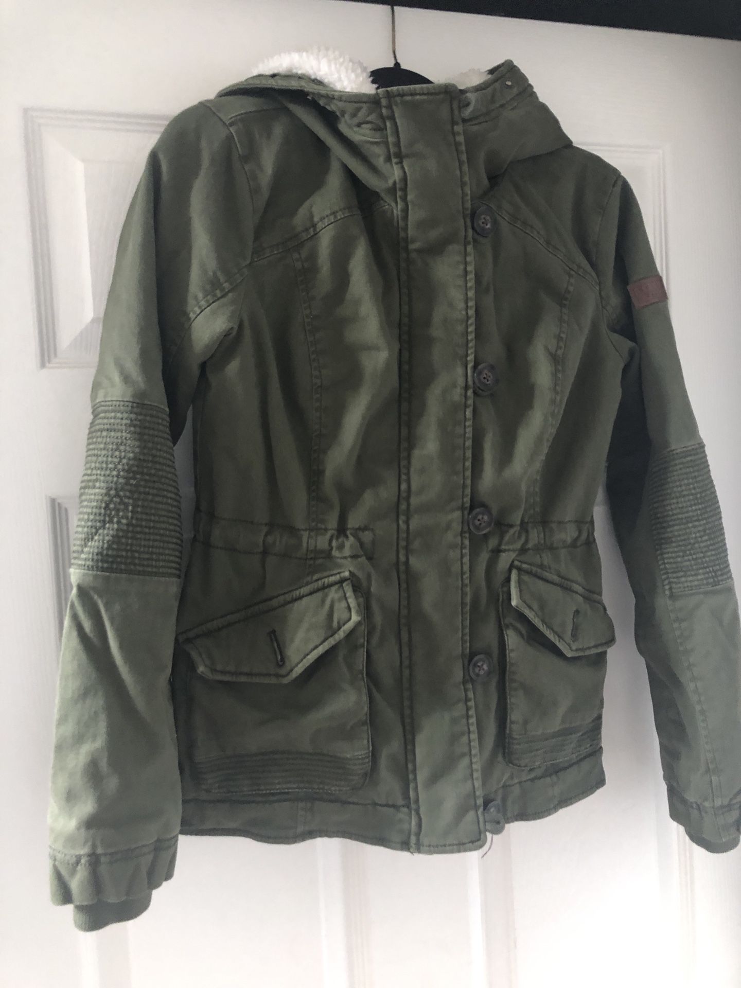 Hollister coat Xs Green+fur Trim Women XS