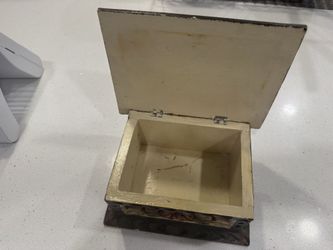 Beautiful Little Jewelry Box