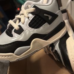 Jordan 4 Retro TD