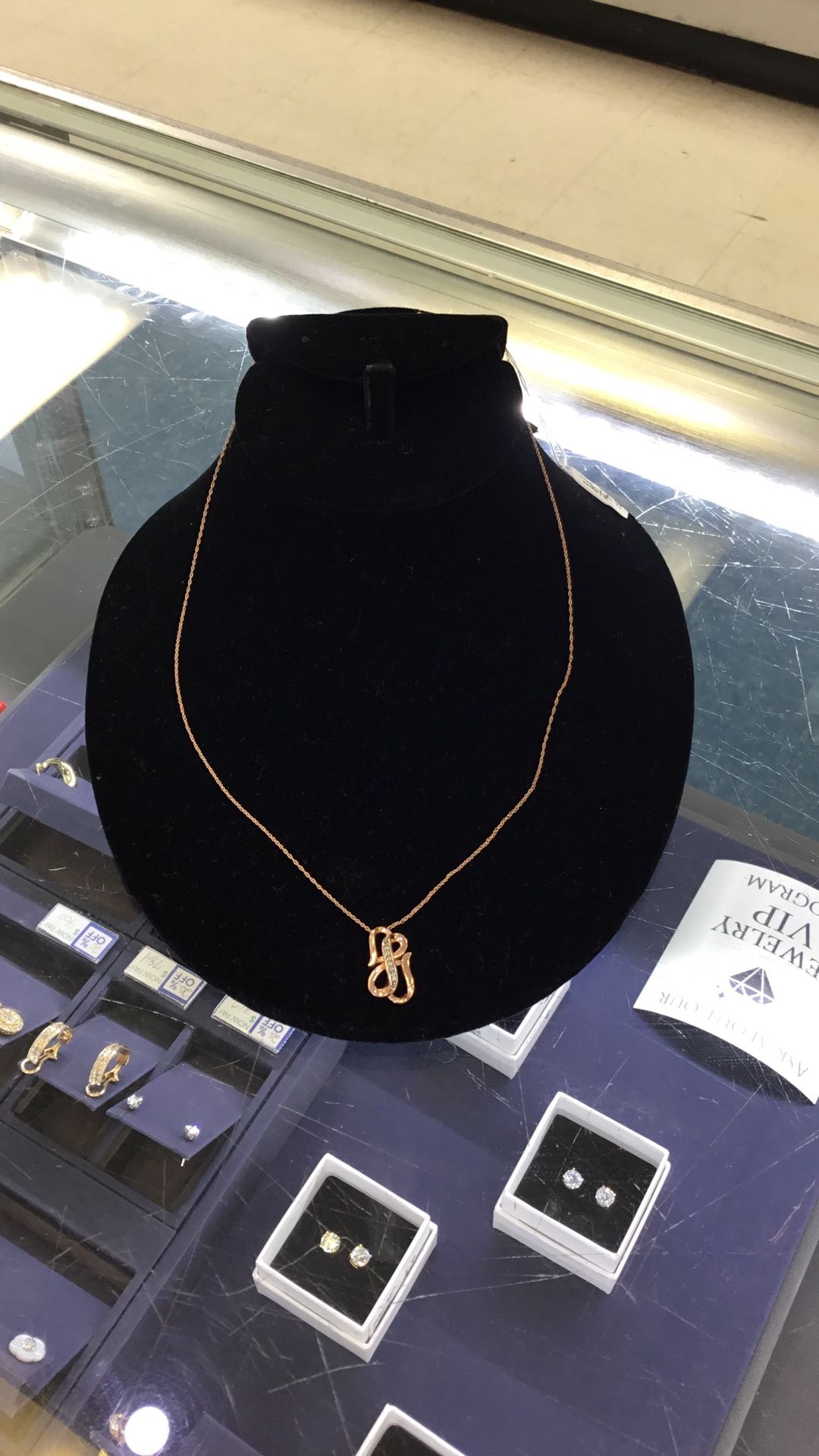 $169.99 Pendant Chain 10K.