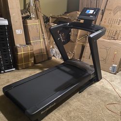 Nordic Track 1250 Comercial Treadmill 