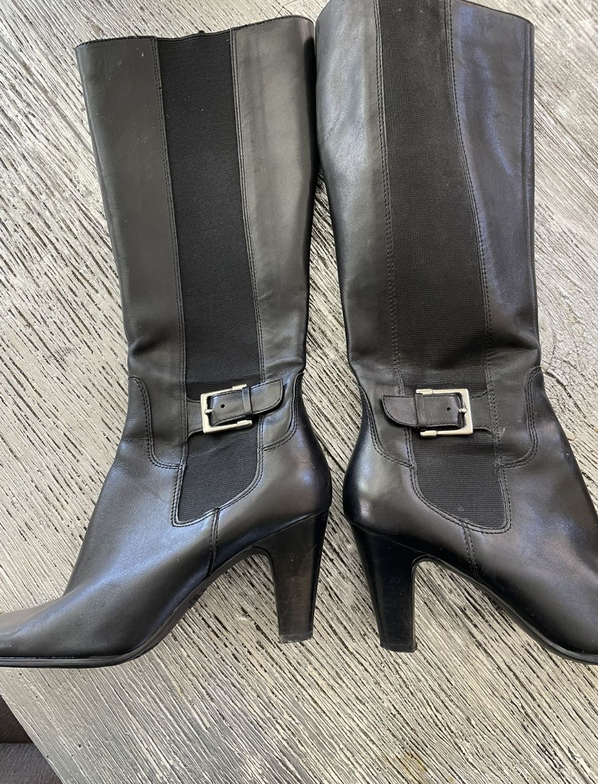 Black Boots