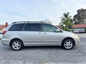 2004 Toyota Sienna