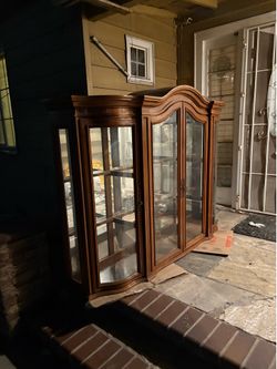 Wooden Display Case With Lights