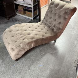 Chaise Lounge Chair