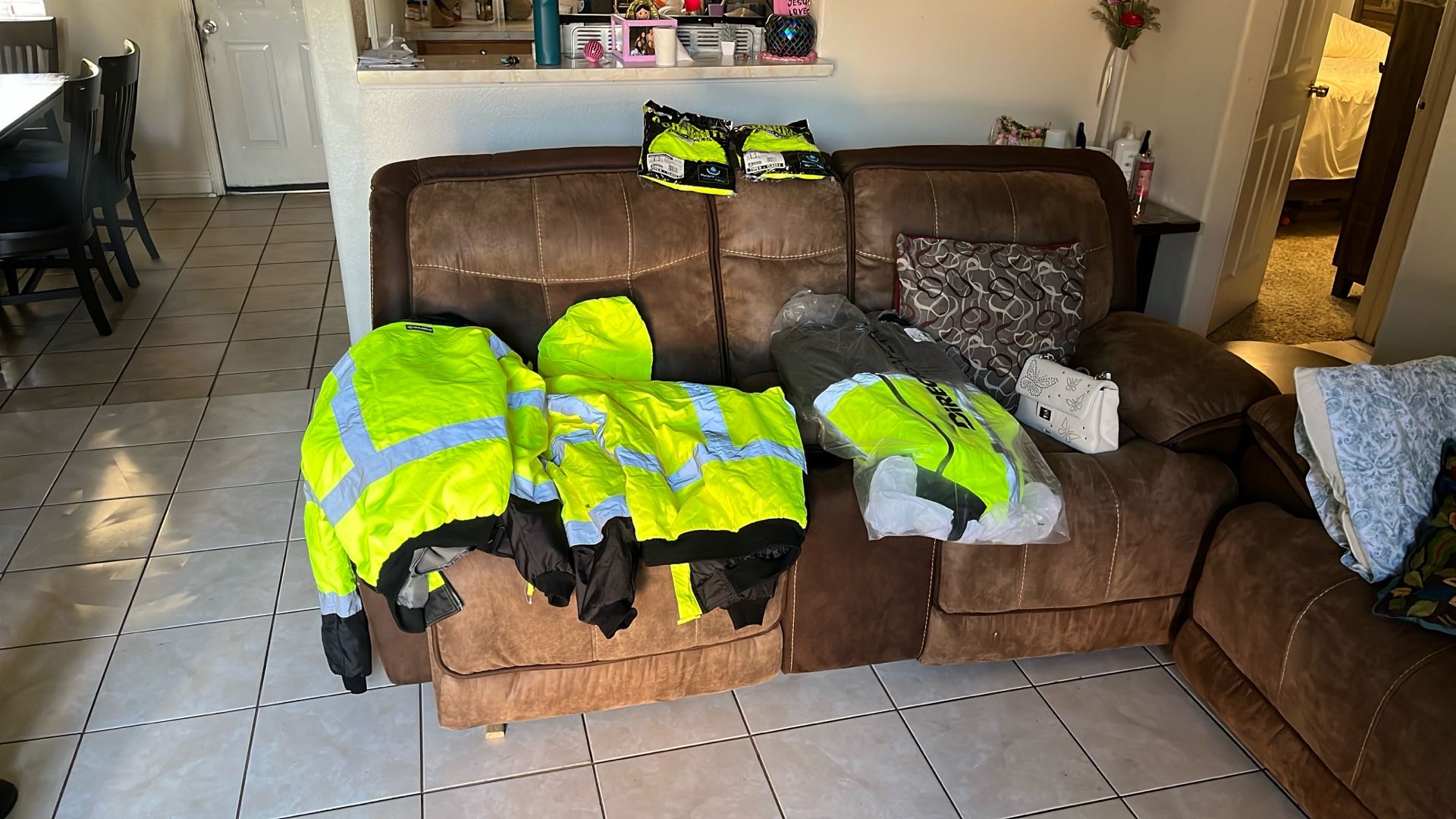 3 visibility Safety Jackets And 2 Visibility Long Sleeve Safety Vests