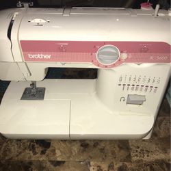 Brother XL-5600 Sewing Machine