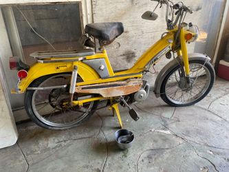 Moped motobecane